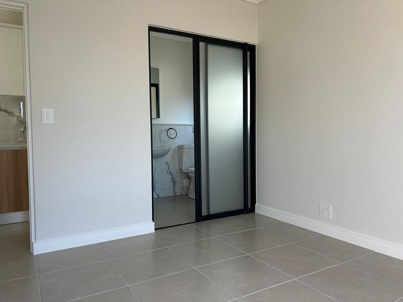 1 Bedroom Property for Sale in Sandown Western Cape